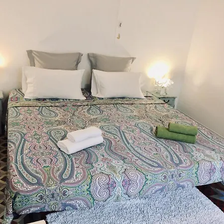 Residencia Talitha Apartment *